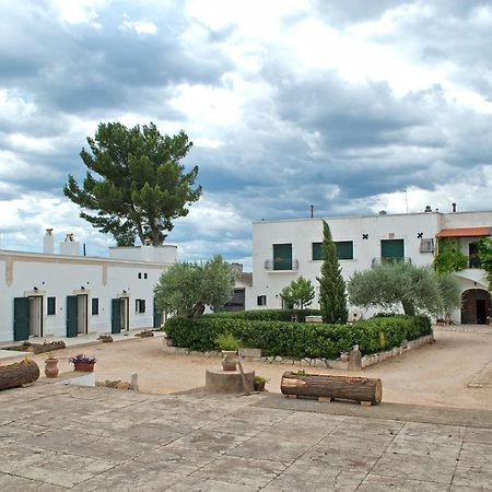 Masseria Strada Agriturismo 지노사 외부 사진