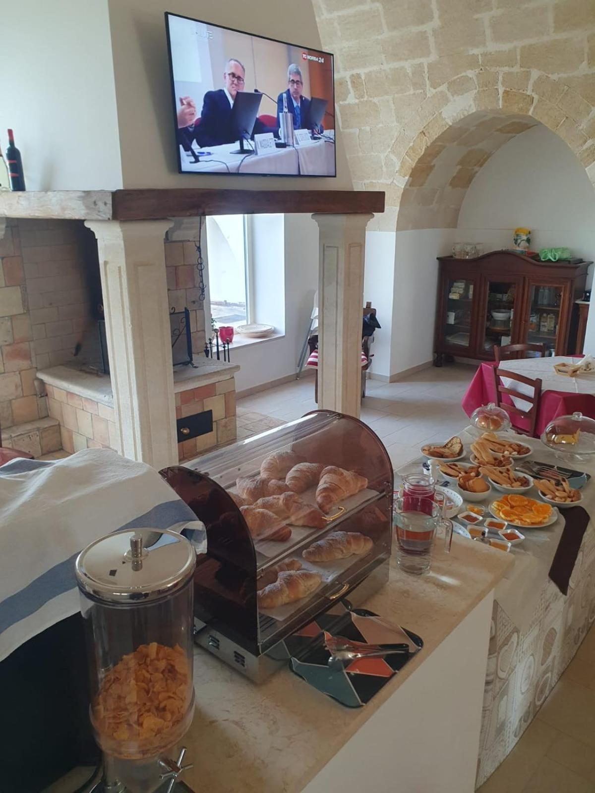 Masseria Strada Agriturismo 지노사 외부 사진