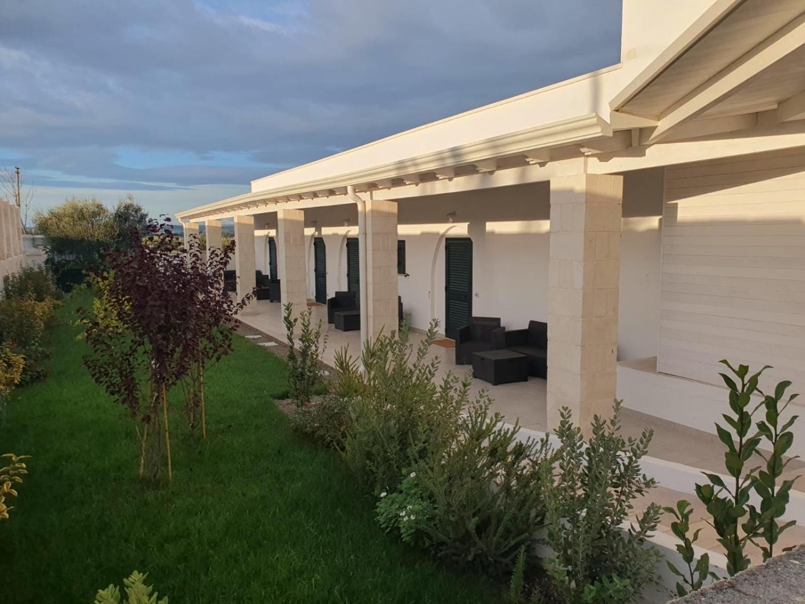 Masseria Strada Agriturismo 지노사 외부 사진