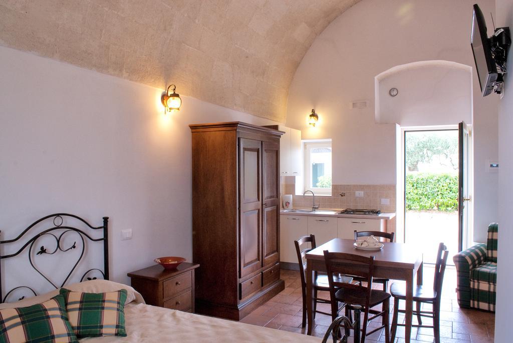 Masseria Strada Agriturismo 지노사 객실 사진